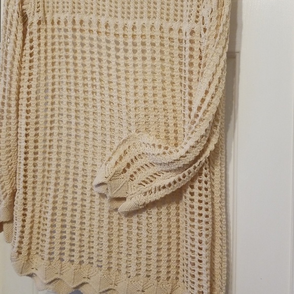 Cream crochet sweater - Picture 3 of 3